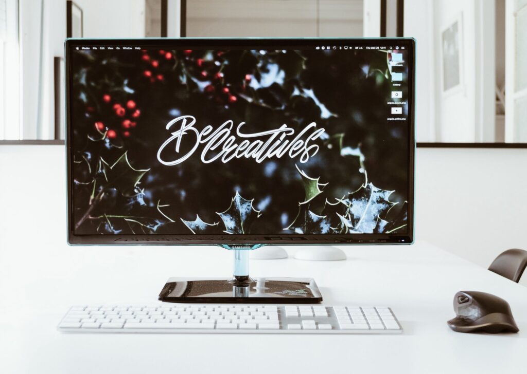 image that ilustrates Using Social Listening to Improve Your Marketing Strategy